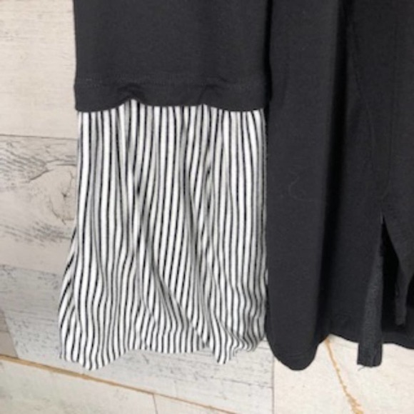 Soft Surroundings Chantal Bell Sleeve Blouse in Medium - Picture 3 of 7